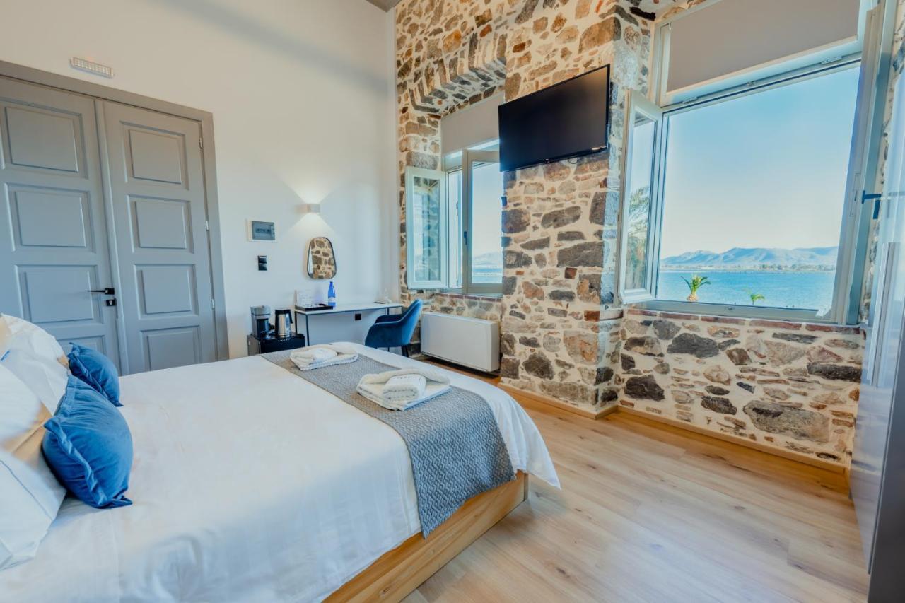 Impero Nafplio Hotel & Suites Exterior photo